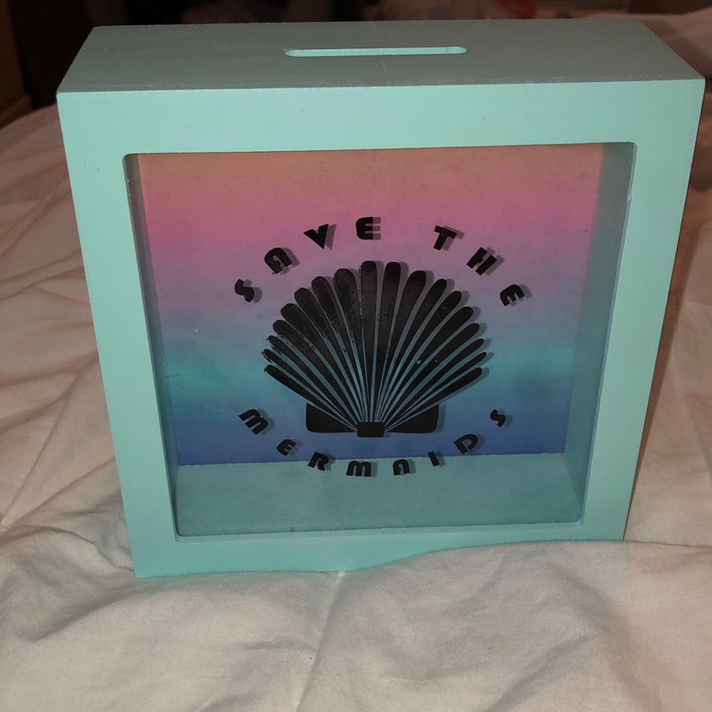 Money container/ Coin Box - Picture 2 of 3